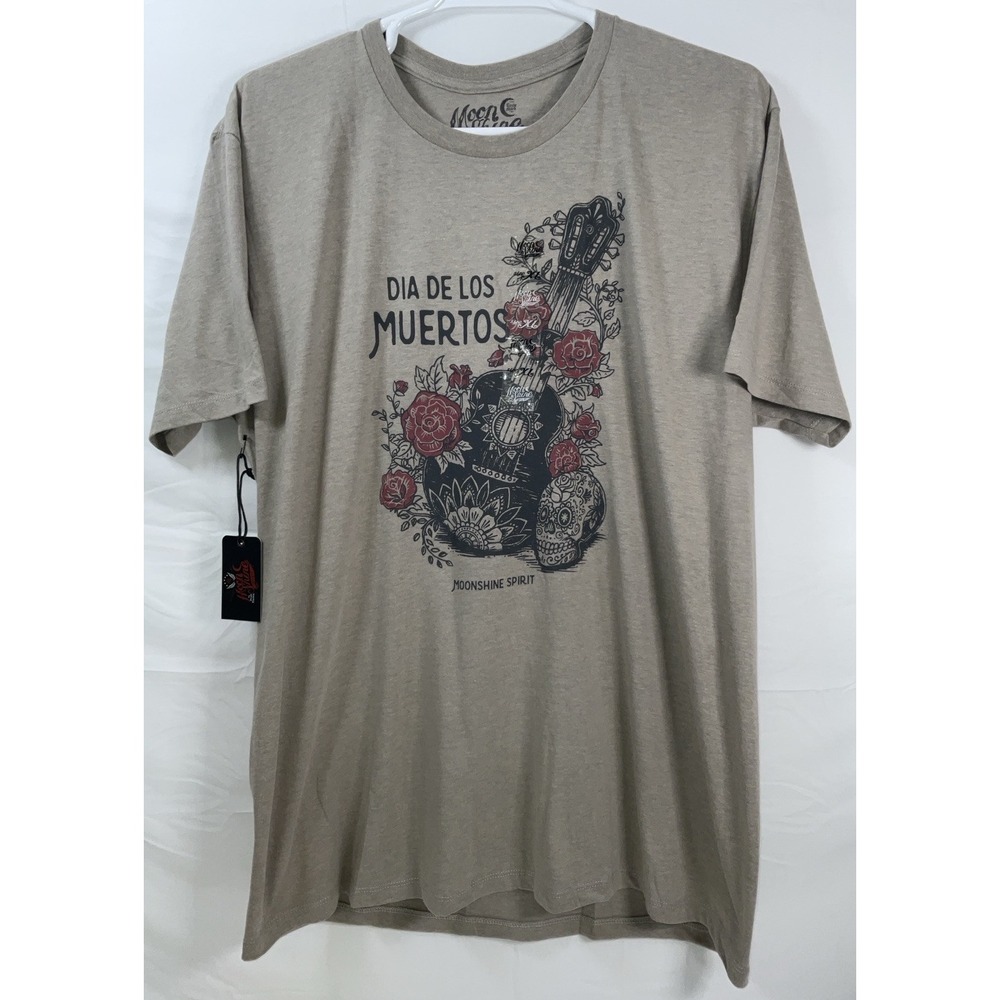 NWT Men Brad Paisley Moon Shine Spirit Dia de los Muertos Guitar Tan T-shirt XL‎